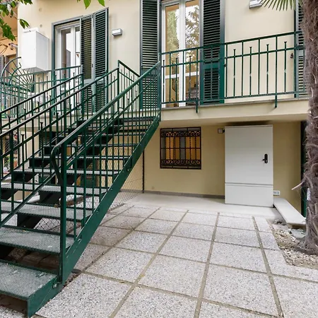 Apartman Flora - Brand New Near Historic Center *
