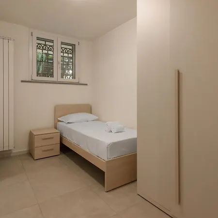 Апартаменты Flora - Brand New Near Historic Center Флоренция